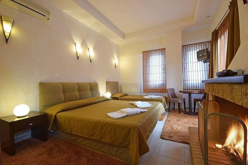 Ahilion Hotel Kalavryta Exterior foto